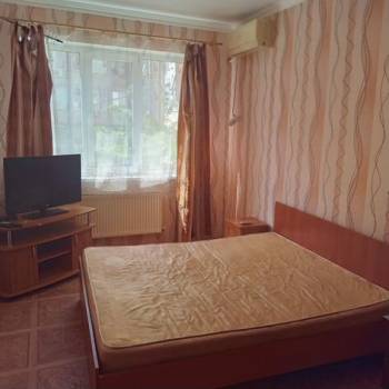 Продается 1-комнатная квартира, 41 м²