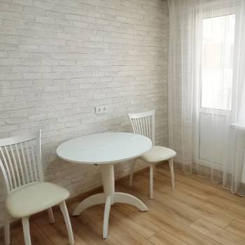 Сдается 1-комнатная квартира, 43 м²