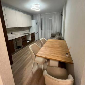 Сдается 1-комнатная квартира, 43,4 м²