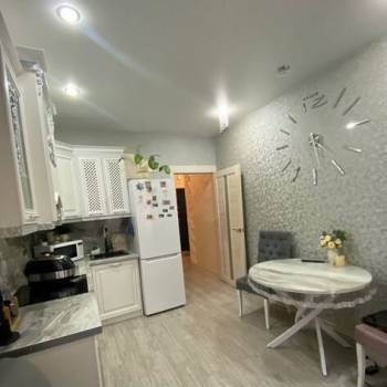 Продается 1-комнатная квартира, 40 м²