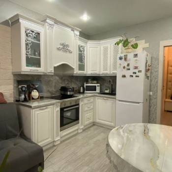 Продается 1-комнатная квартира, 40 м²
