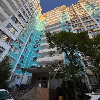 Продается 1-комнатная квартира, 38 м²