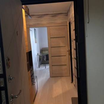 Продается 1-комнатная квартира, 38 м²
