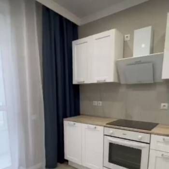 Продается 1-комнатная квартира, 35 м²