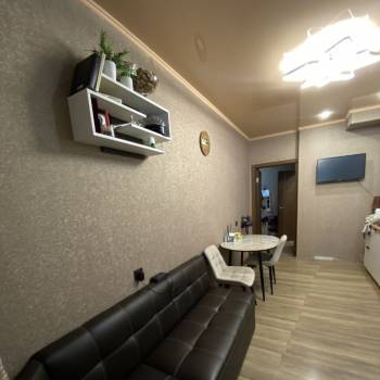 Продается 1-комнатная квартира, 45 м²