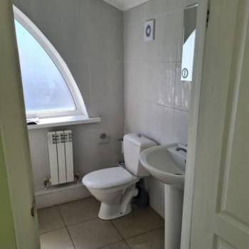 Сдается Офис, 200 м²
