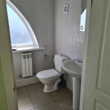 Сдается Офис, 200 м²