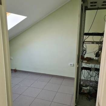 Сдается Офис, 200 м²