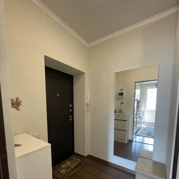 Продается 1-комнатная квартира, 38,1 м²