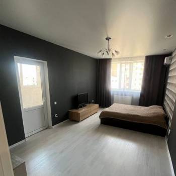 Сдается 1-комнатная квартира, 50 м²