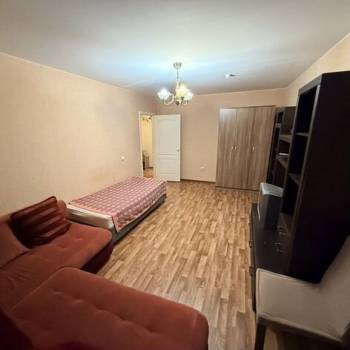 Сдается 1-комнатная квартира, 47 м²