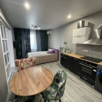 Сдается 1-комнатная квартира, 42 м²