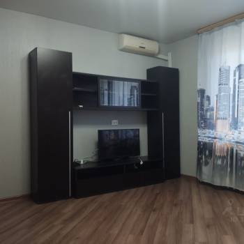 Сдается 1-комнатная квартира, 33,8 м²