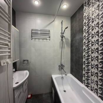 Сдается Многокомнатная квартира, 82 м²