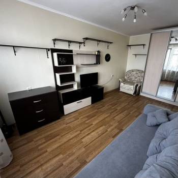 Продается 1-комнатная квартира, 30 м²