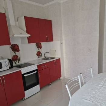 Сдается 1-комнатная квартира, 37 м²