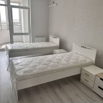 Сдается 2-х комнатная квартира, 82 м²