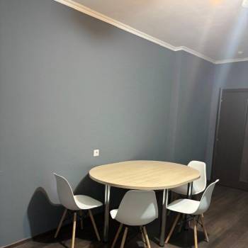 Сдается Многокомнатная квартира, 93 м²
