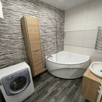 Сдается 2-х комнатная квартира, 65,5 м²