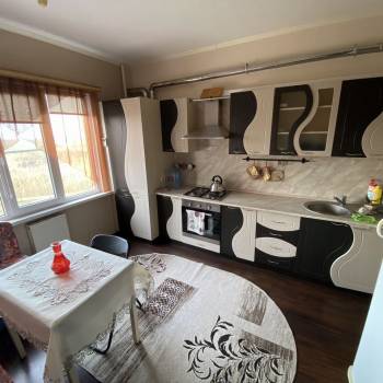 Продается 1-комнатная квартира, 43 м²