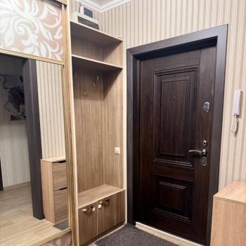 Сдается 2-х комнатная квартира, 65 м²