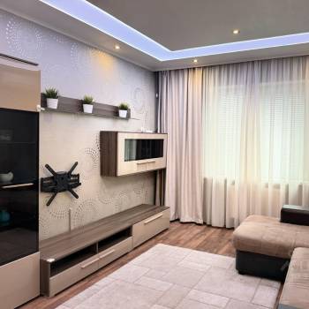 Сдается 2-х комнатная квартира, 65 м²