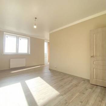 Продается 1-комнатная квартира, 44 м²