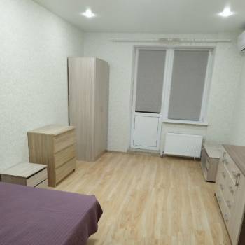Сдается 1-комнатная квартира, 40 м²