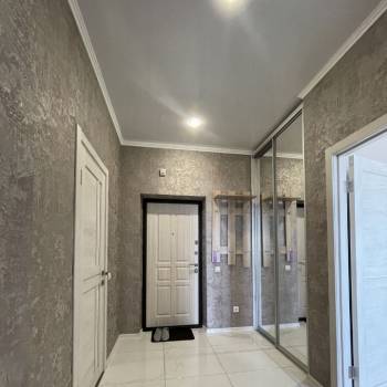 Сдается 1-комнатная квартира, 52 м²