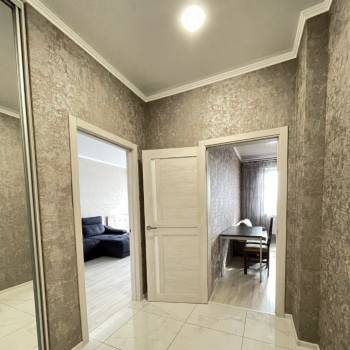 Сдается 1-комнатная квартира, 52 м²