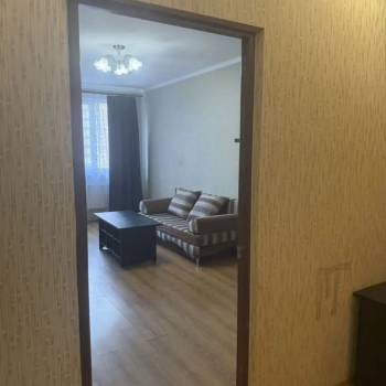 Сдается 1-комнатная квартира, 50 м²