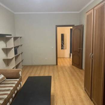 Сдается 1-комнатная квартира, 50 м²