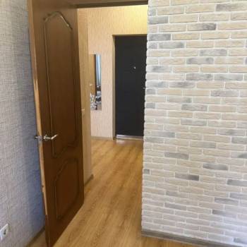 Сдается 1-комнатная квартира, 50 м²