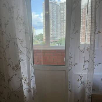 Сдается 1-комнатная квартира, 50 м²