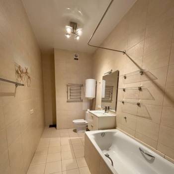 Продается 2-х комнатная квартира, 87 м²