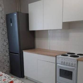 Сдается 1-комнатная квартира, 38 м²