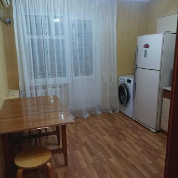 Сдается 1-комнатная квартира, 45 м²