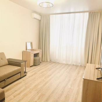 Сдается 1-комнатная квартира, 45 м²