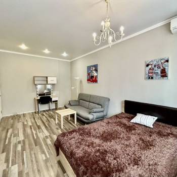 Сдается 1-комнатная квартира, 55 м²