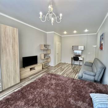 Сдается 1-комнатная квартира, 55 м²