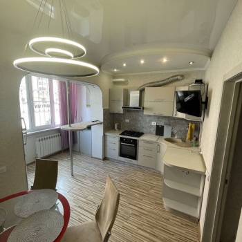 Сдается 1-комнатная квартира, 46 м²