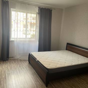 Сдается 1-комнатная квартира, 46 м²