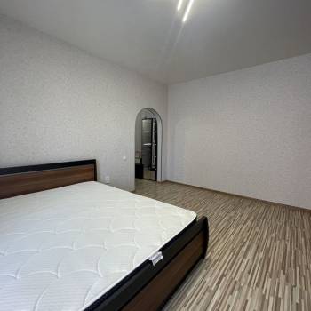 Сдается 1-комнатная квартира, 46 м²