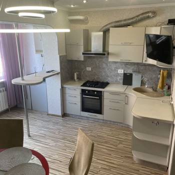 Сдается 1-комнатная квартира, 46 м²