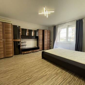 Сдается 1-комнатная квартира, 46 м²