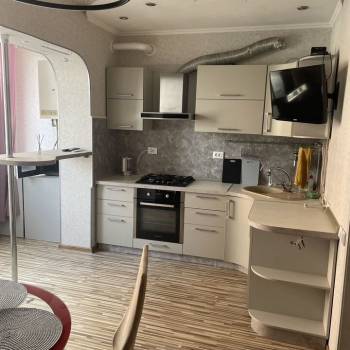 Сдается 1-комнатная квартира, 46 м²