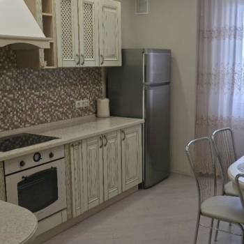 Сдается 1-комнатная квартира, 42,2 м²