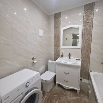 Сдается 1-комнатная квартира, 42,2 м²