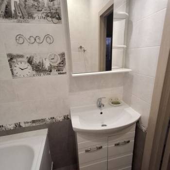 Сдается 2-х комнатная квартира, 60 м²