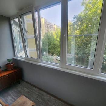 Продается Многокомнатная квартира, 81 м²